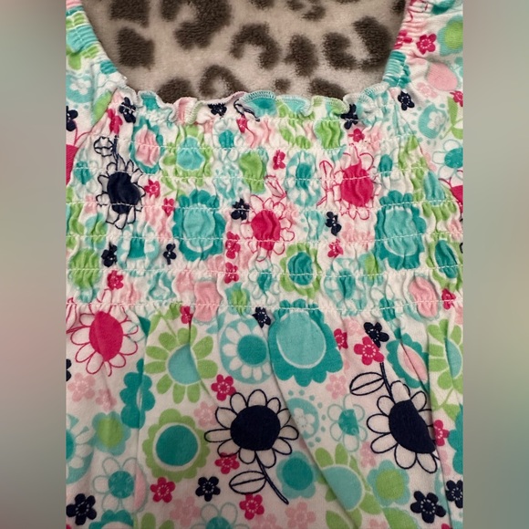 NWOT Jumping Beans Short Sleeve Floral Smocked Top in White Blue Size 4 Girls - Picture 7 of 17
